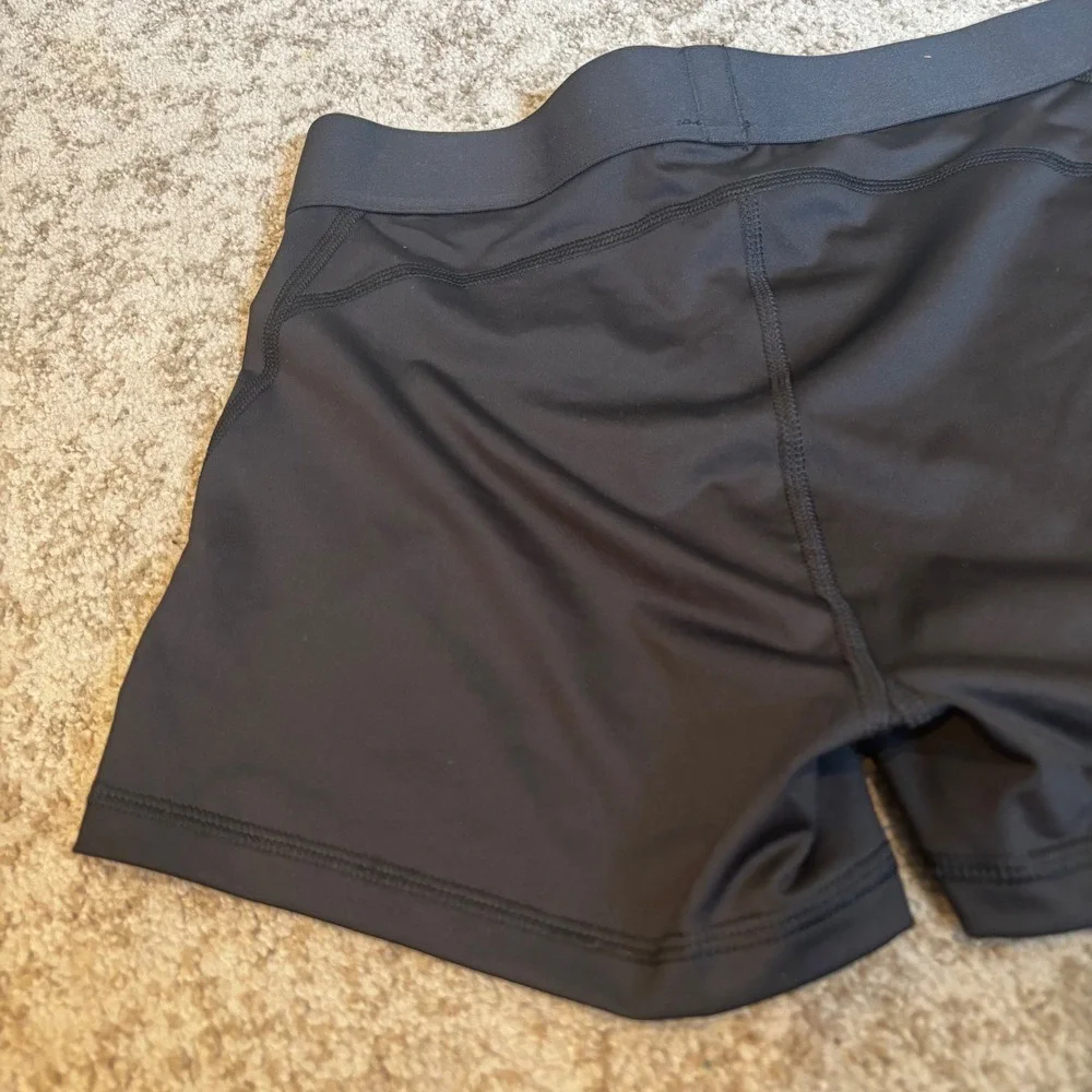 Victoria Sport Womens Black Compression Athletic‎ Shorts Silver Logo Size Small